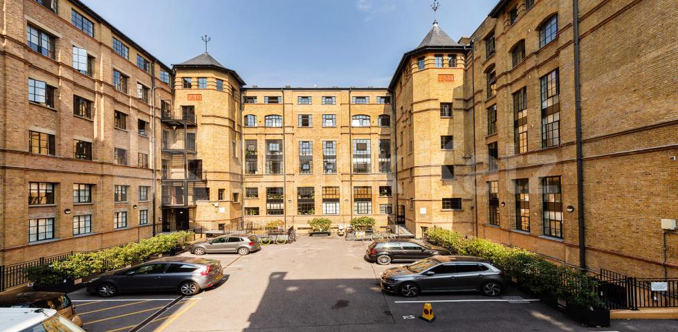 			1 Bedroom, 1 bath, 1 reception Apartment			 SPRINGFIELD HOUSE LOFTS-TYSSEN STREET, DALSTON/HAGGERSTON